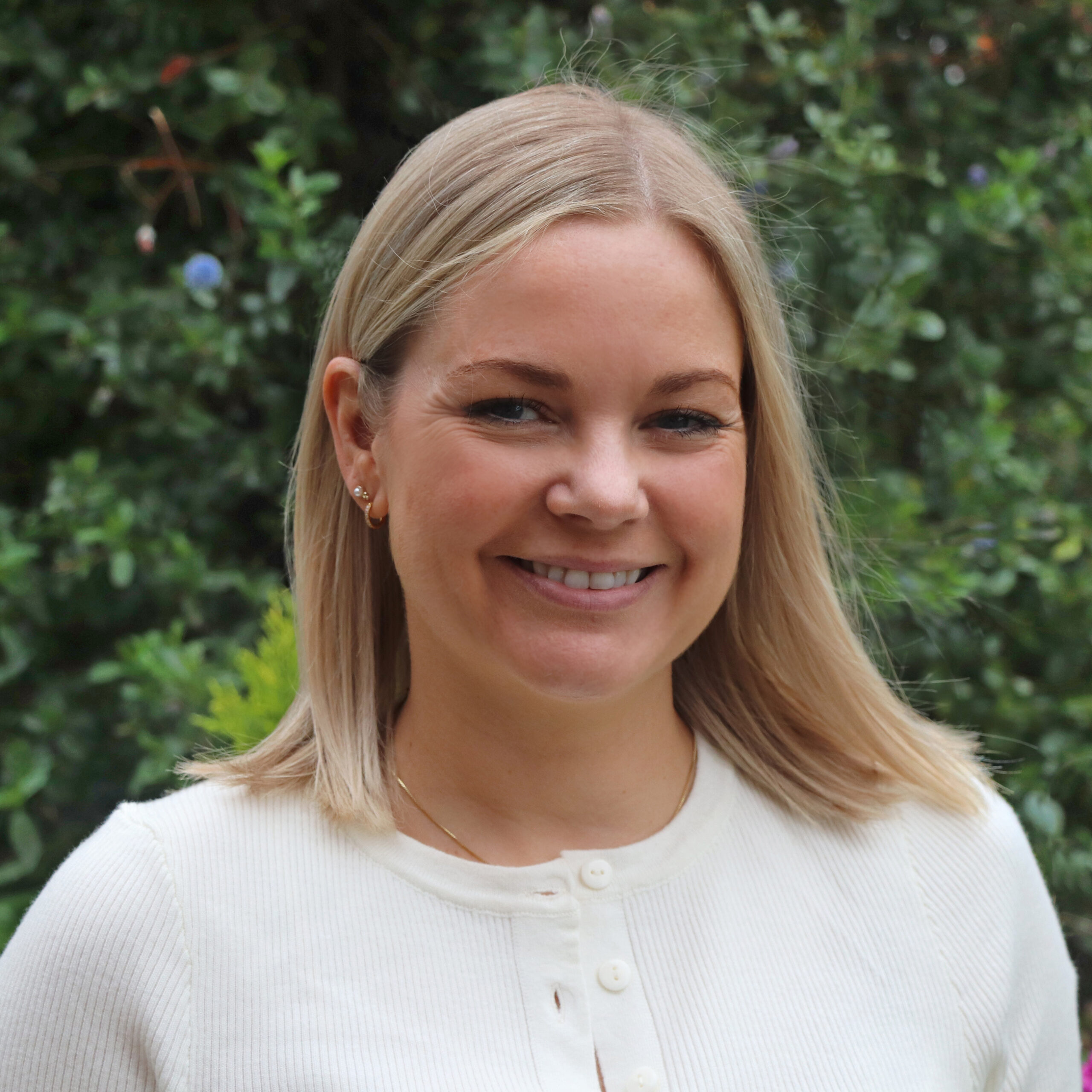 Kathryn helps businesses connect with small charities
