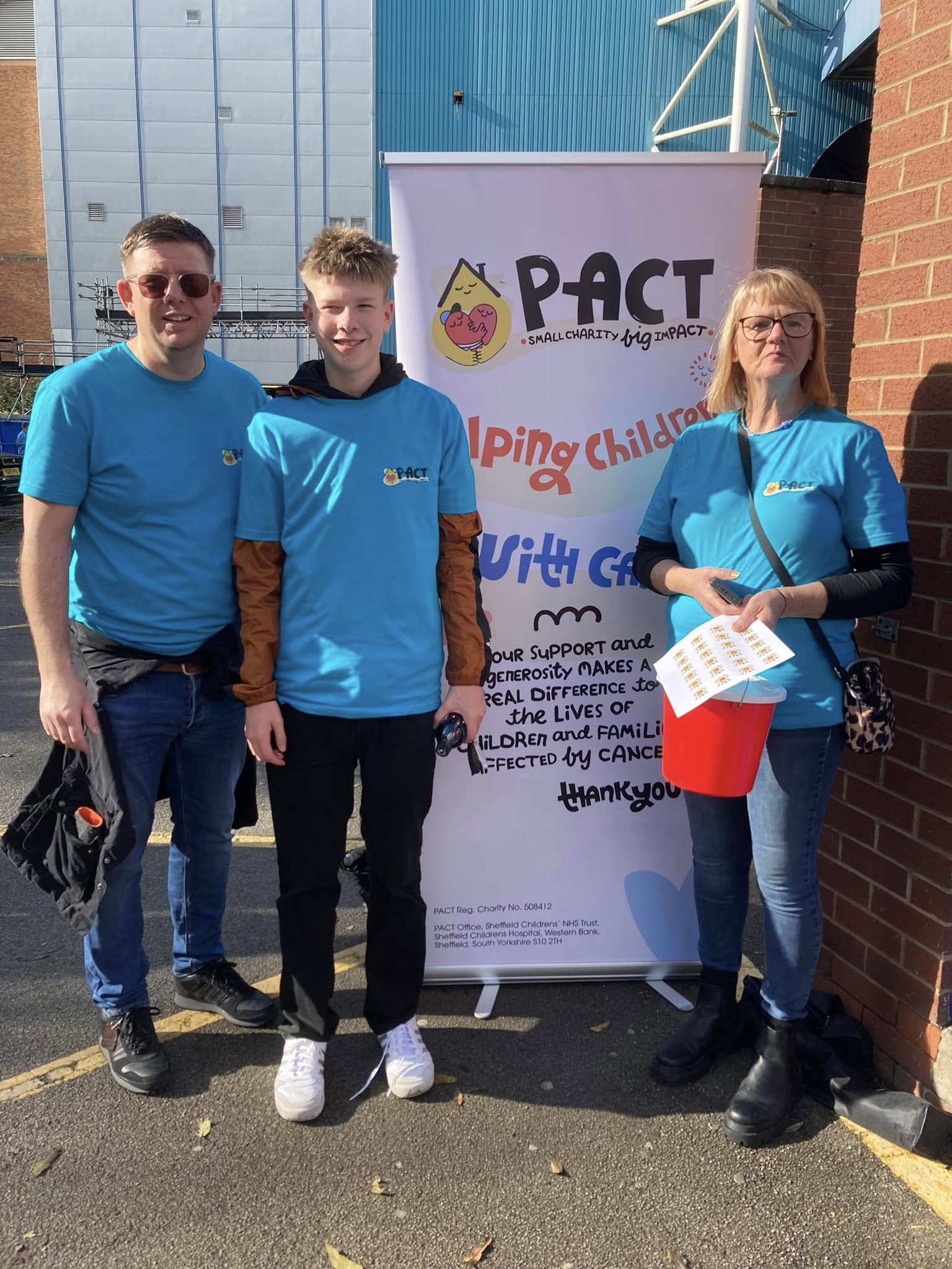 463841712_963290239171232_1840836658381030334_n Supporters fundraising for PACT, a childhood cancer support charity in Sheffield Meta description