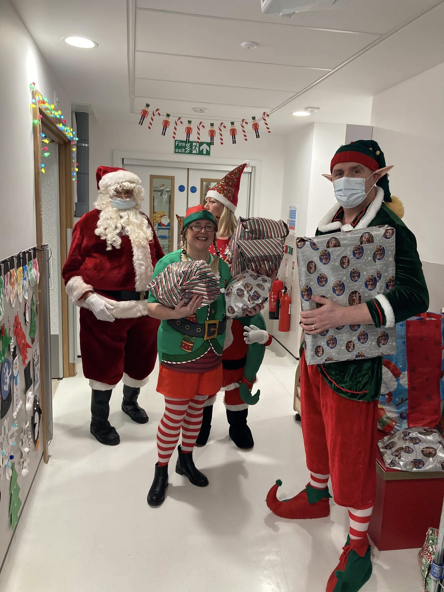 470873959_1007313798102209_1199198675968090306_n Children and families enjoying the PACT Christmas party at Sheffield Children's Hospital
